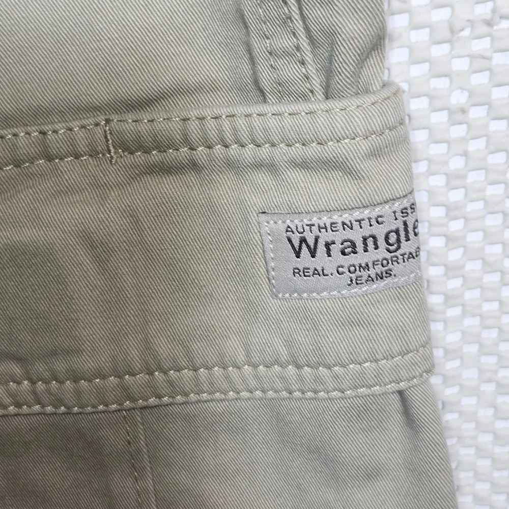 Wrangler Authentic Issue‎ Mens Cargo Shorts Khaki Tan Cotton Twill Size 40